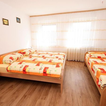 Apartmaji Berginc Кобарід Екстер'єр фото