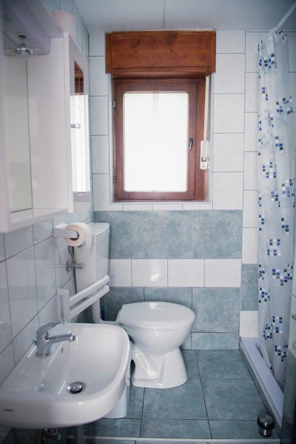 Apartmaji Berginc Кобарід Екстер'єр фото