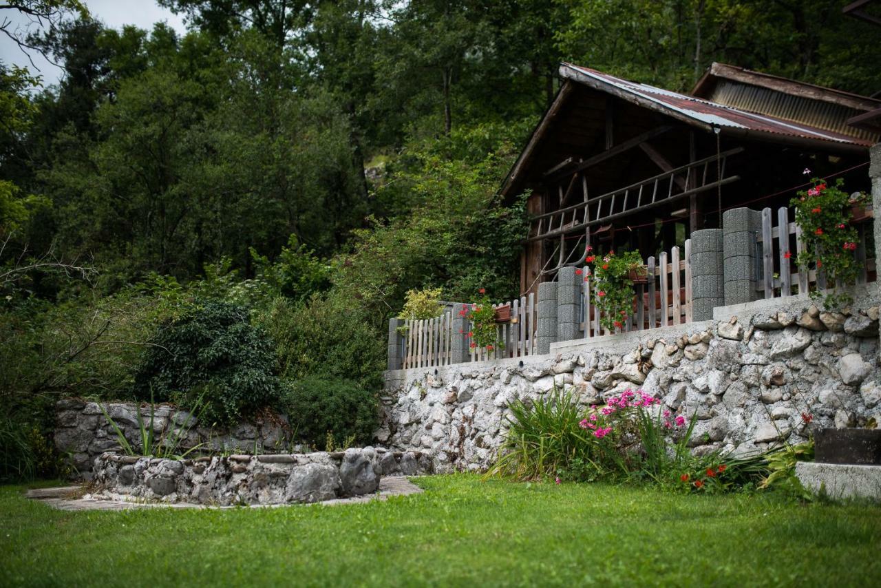 Apartmaji Berginc Кобарід Екстер'єр фото