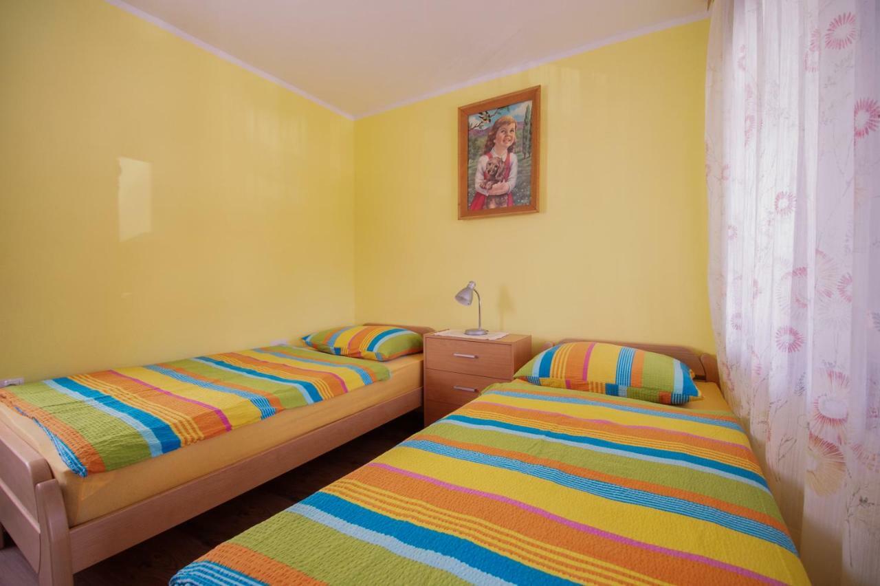 Apartmaji Berginc Кобарід Екстер'єр фото