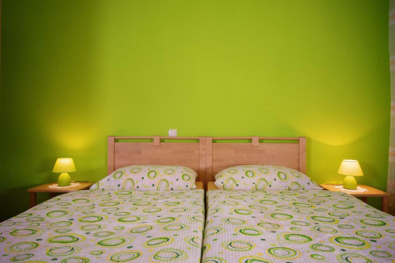 Apartmaji Berginc Кобарід Екстер'єр фото