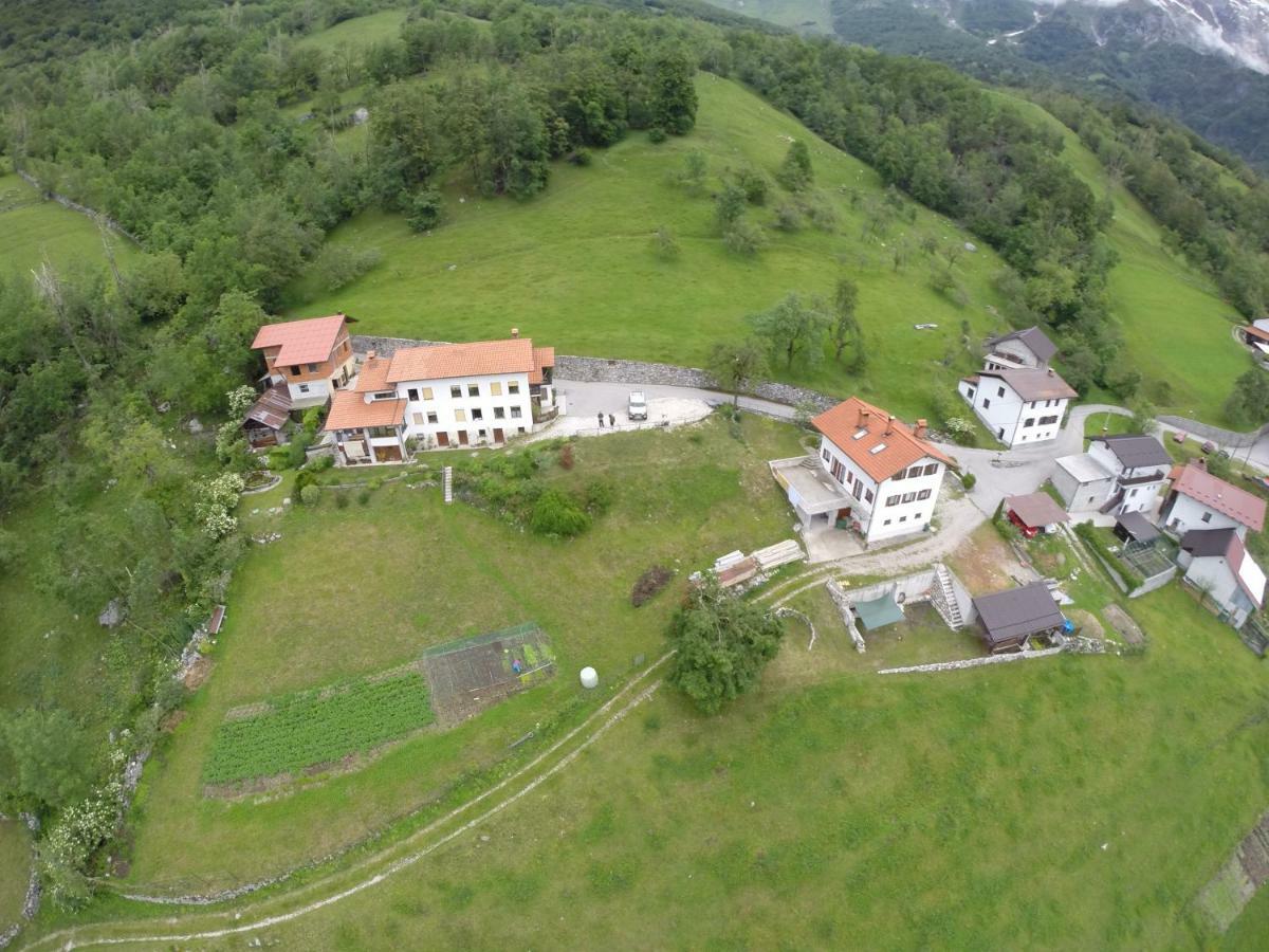 Apartmaji Berginc Кобарід Екстер'єр фото